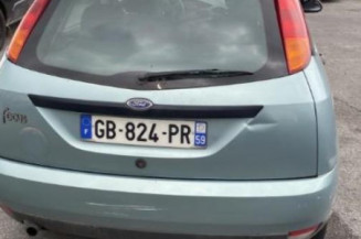 Pare choc arriere FORD FOCUS 1