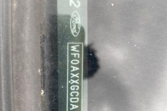 Pare choc arriere FORD FOCUS 1