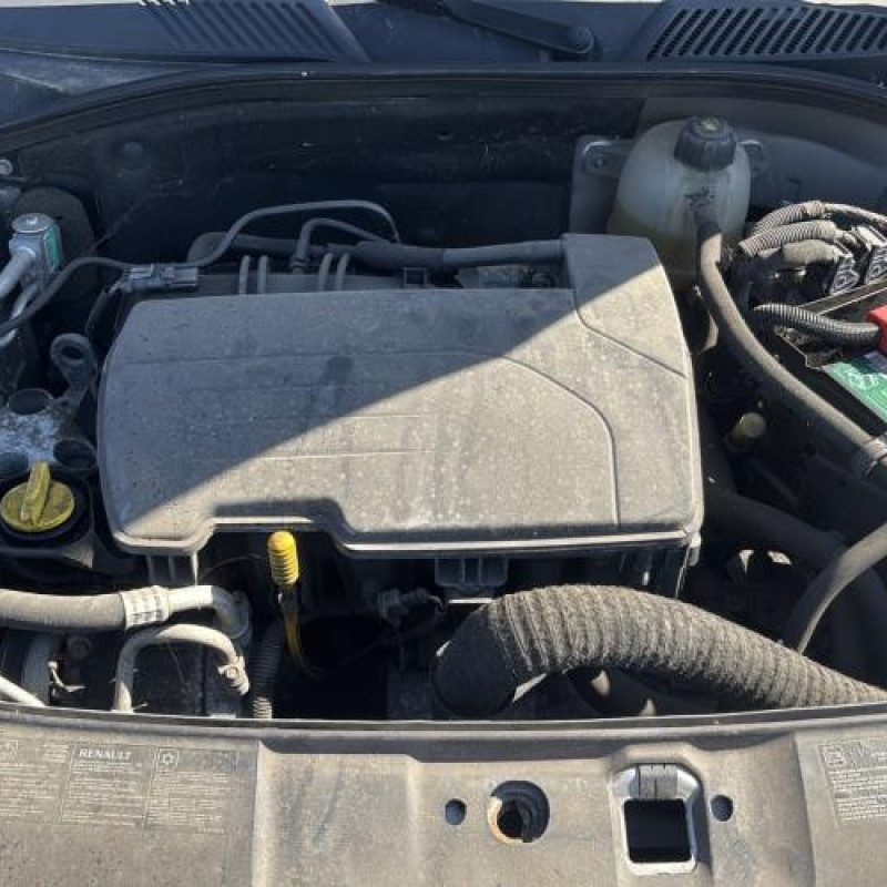 Moteur RENAULT CLIO 2 CAMPUS Photo n°19