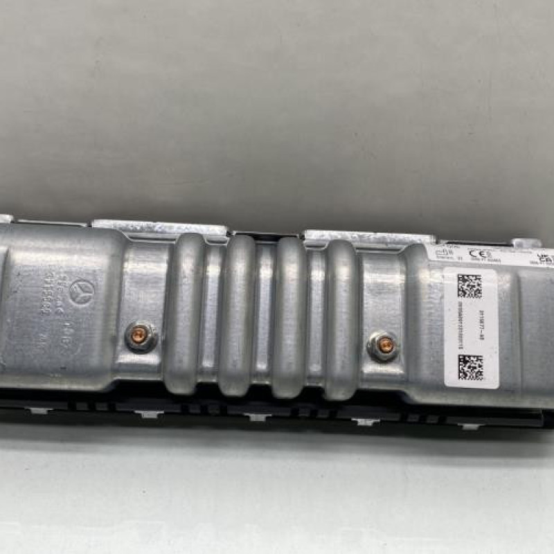 Air bag genoux MERCEDES CLASSE B 247 Photo n°1
