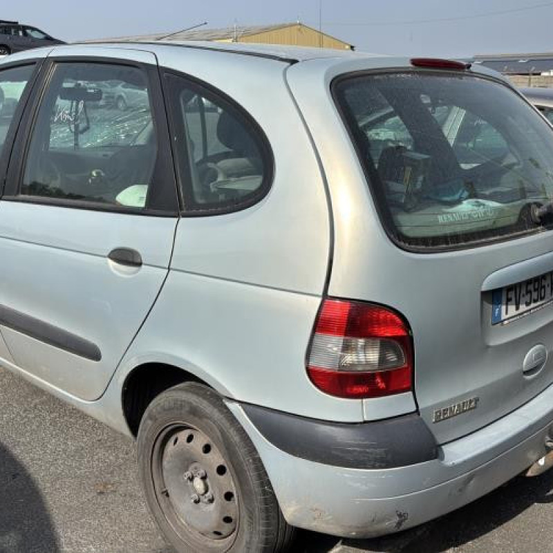 Aile avant gauche RENAULT SCENIC 1 Photo n°8