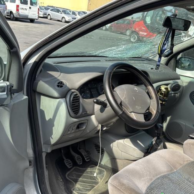Aile avant gauche RENAULT SCENIC 1 Photo n°13