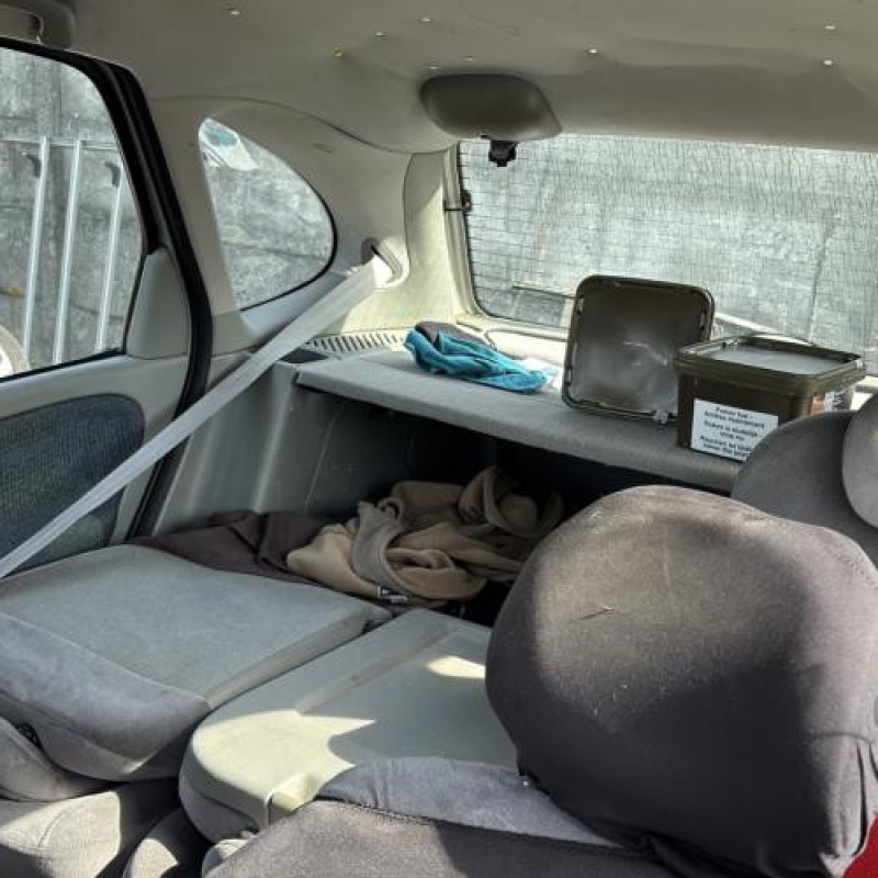 Aile avant gauche RENAULT SCENIC 1 Photo n°17