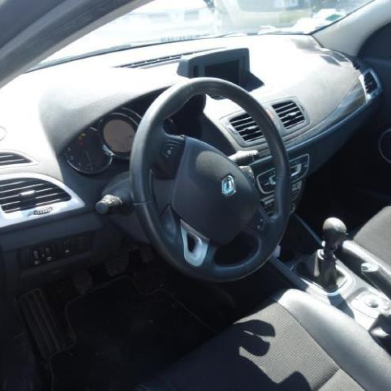Levier frein à main RENAULT MEGANE 3 Photo n°8