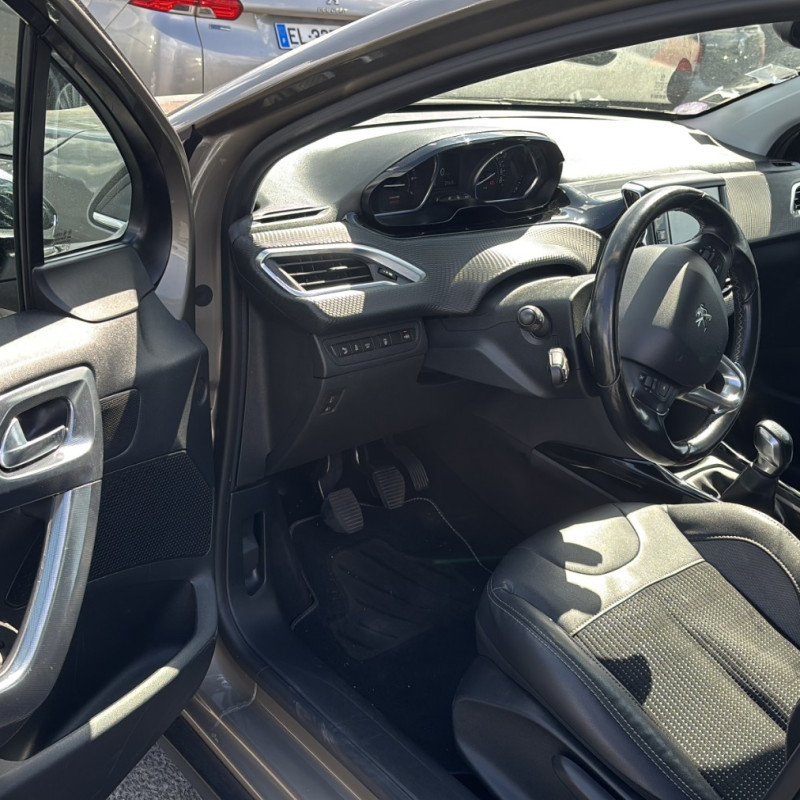 PEUGEOT 2008 1 PHASE 1 1.2 PURETECH - 12V TURBO Photo n°9