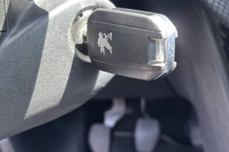 PEUGEOT 2008 1 PHASE 1 1.2 PURETECH - 12V TURBO
