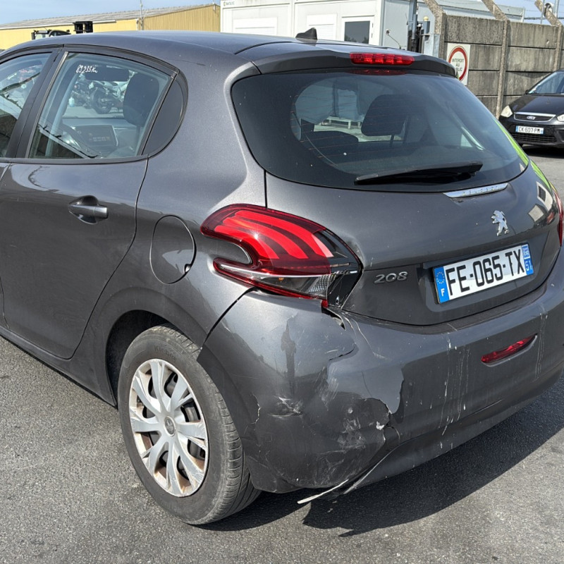 PEUGEOT 208 1 PHASE 2 1.5 BLUE HDI - 16V TURBO Photo n°4