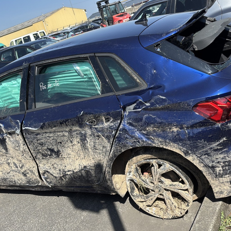 AUDI A3 4 SPORTBACK 1.5 35-TFSI - 16V TURBO HYBRID Photo n°6