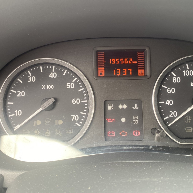 DACIA SANDERO 1 1.5 DCI - 8V TURBO Photo n°21