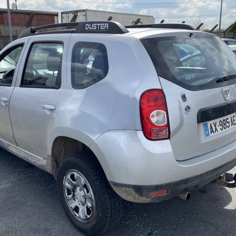 DACIA DUSTER 1 PHASE 1 1.5 DCI - 8V TURBO 4X4 Photo n°4