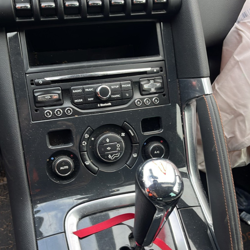 PEUGEOT 3008 1 PHASE 1 1.6 HDI - 8V TURBO Photo n°8