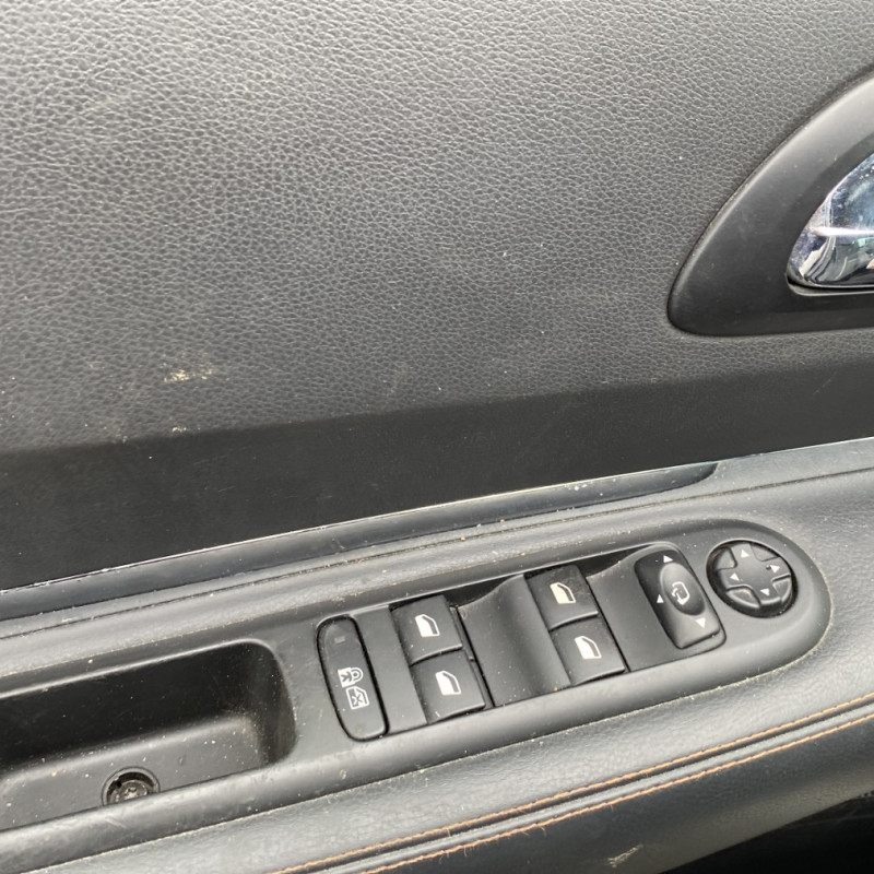 PEUGEOT 3008 1 PHASE 1 1.6 HDI - 8V TURBO Photo n°22
