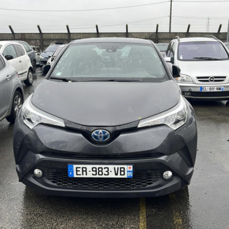 TOYOTA C-HR 1.8i - 16V HYBRID Photo n°1