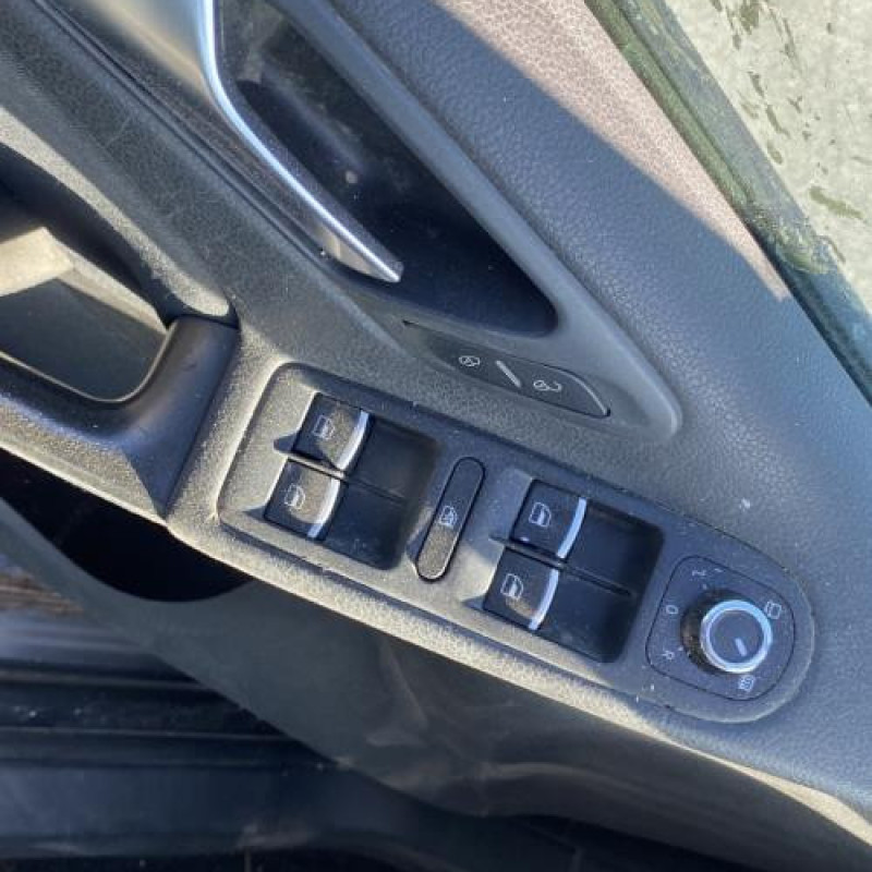 Leve vitre electrique avant droit VOLKSWAGEN GOLF 6 Photo n°11