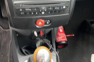 Leve vitre electrique avant droit RENAULT CLIO 3