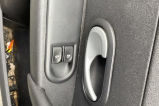 Leve vitre electrique avant droit RENAULT CLIO 3