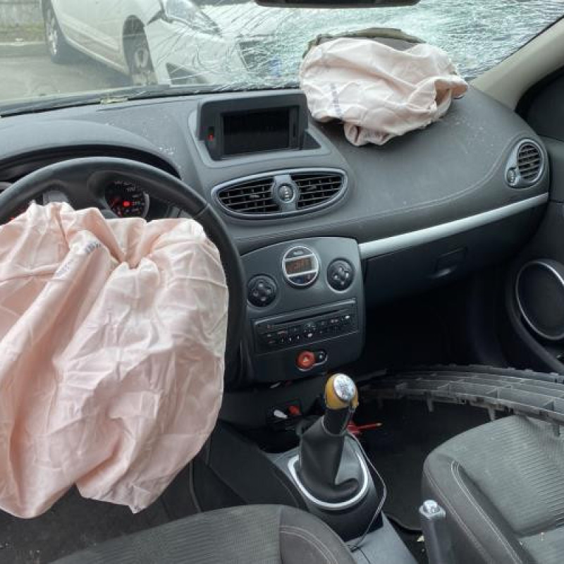 Leve vitre electrique avant droit RENAULT CLIO 3 Photo n°19