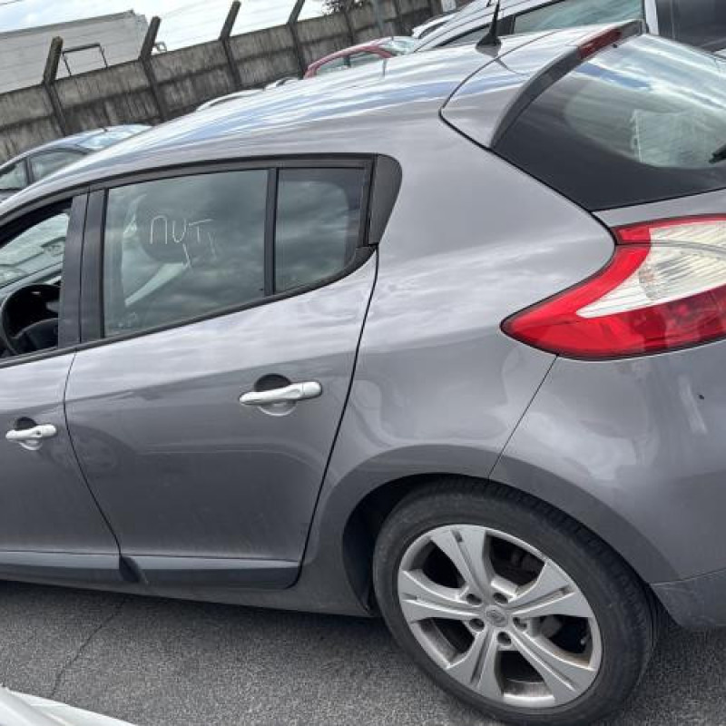Leve vitre electrique avant droit RENAULT MEGANE 3 Photo n°17