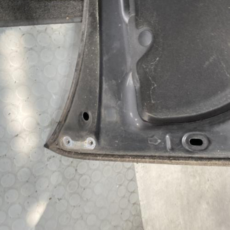 Capot TOYOTA YARIS 1 Photo n°8