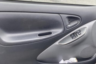 Porte avant gauche TOYOTA YARIS 1