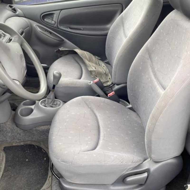 Porte avant gauche TOYOTA YARIS 1 Photo n°20