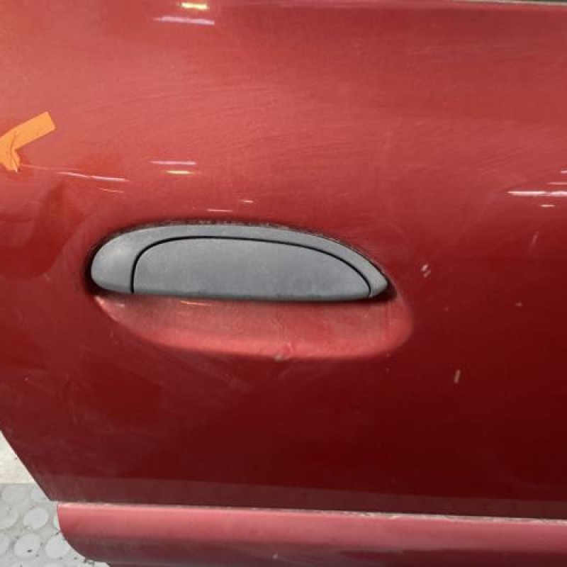 Porte avant droit RENAULT CLIO 2 Photo n°2