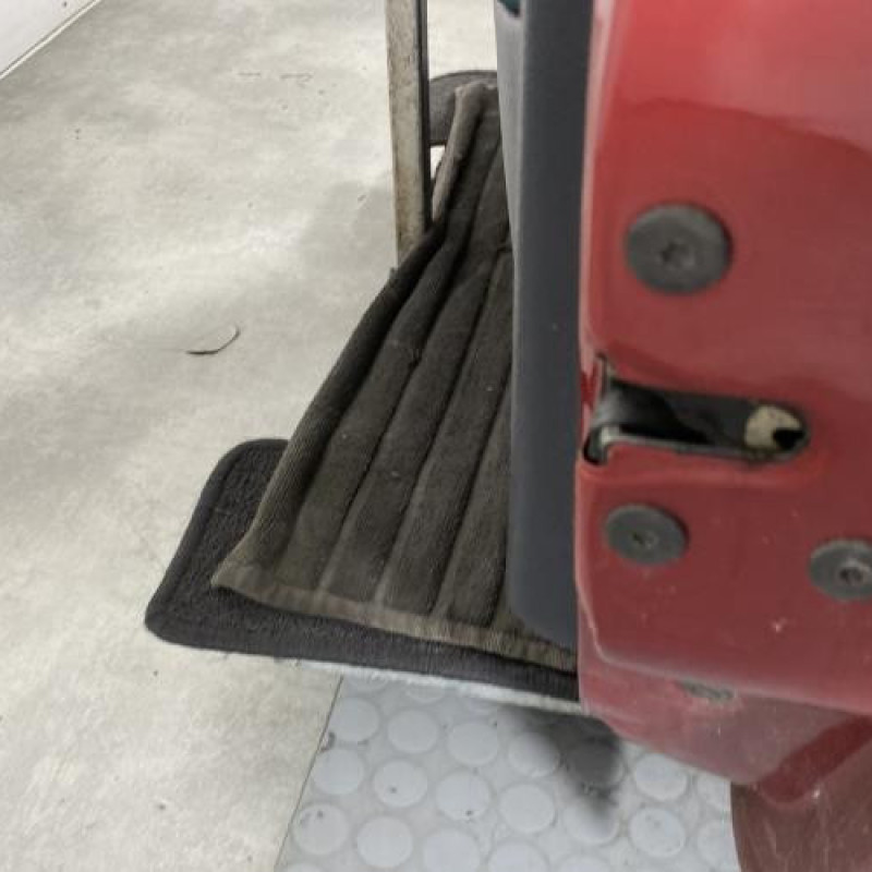 Porte avant droit RENAULT CLIO 2 Photo n°4