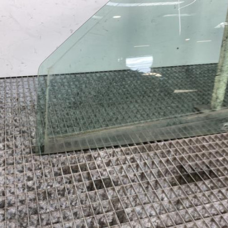 Vitre avant gauche RENAULT CLIO 2