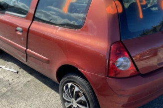 Vitre avant gauche RENAULT CLIO 2
