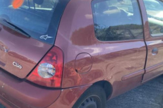 Vitre avant gauche RENAULT CLIO 2