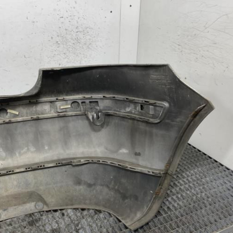 Pare choc arriere VOLKSWAGEN GOLF 4 Photo n°4