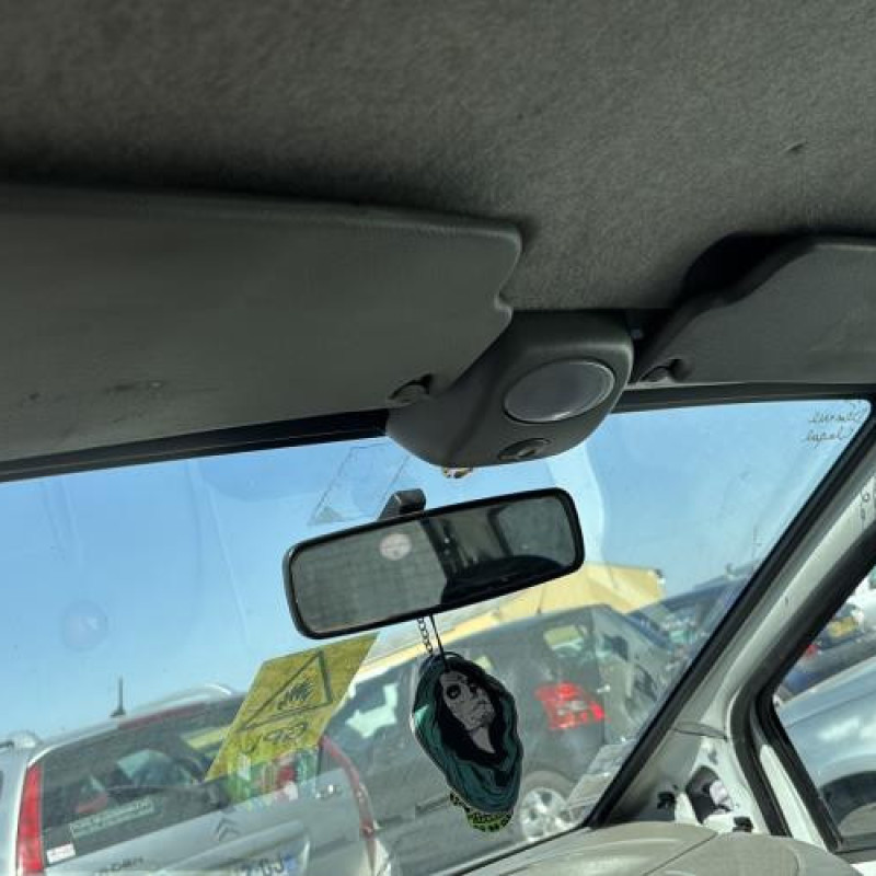 Face avant RENAULT TWINGO 1 Photo n°15