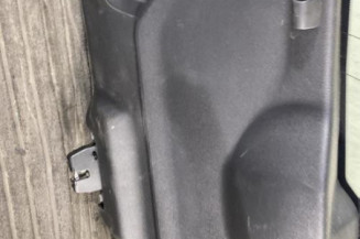 Malle/Hayon arriere PEUGEOT 208 1