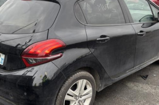 Malle/Hayon arriere PEUGEOT 208 1