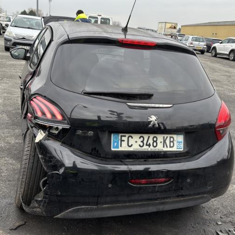 Malle/Hayon arriere PEUGEOT 208 1 Photo n°16