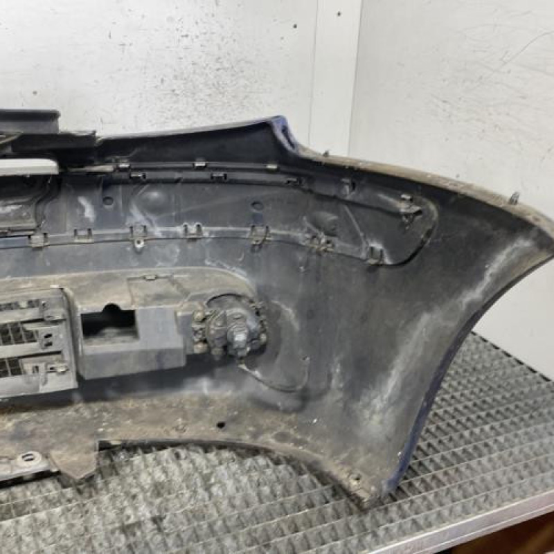 Pare choc avant CITROEN XSARA PICASSO Photo n°4