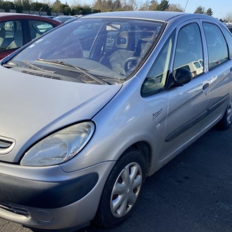 Pare choc avant CITROEN XSARA PICASSO Photo n°8