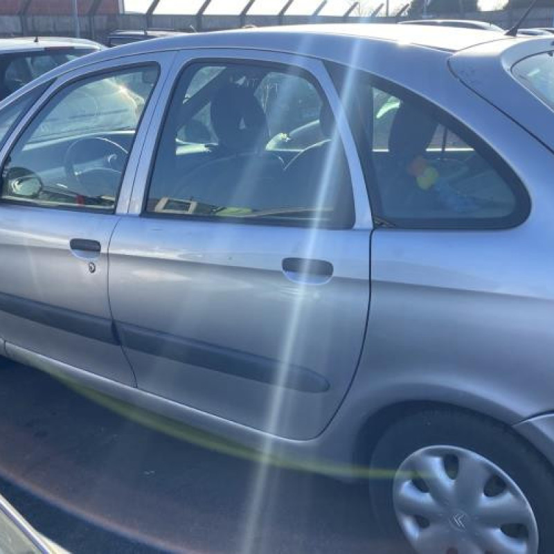 Pare choc avant CITROEN XSARA PICASSO Photo n°13