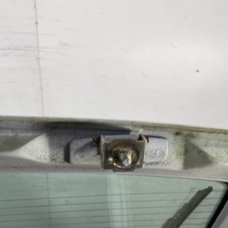 Malle/Hayon arriere RENAULT MEGANE 1 Photo n°10