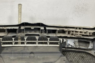 Pare choc avant RENAULT MEGANE 1
