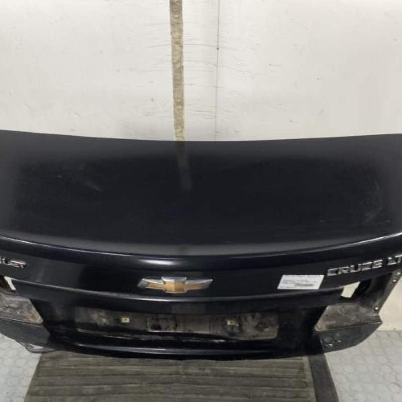 Malle/Hayon arriere CHEVROLET CRUZE Photo n°1