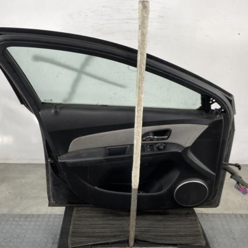Porte avant gauche CHEVROLET CRUZE Photo n°7