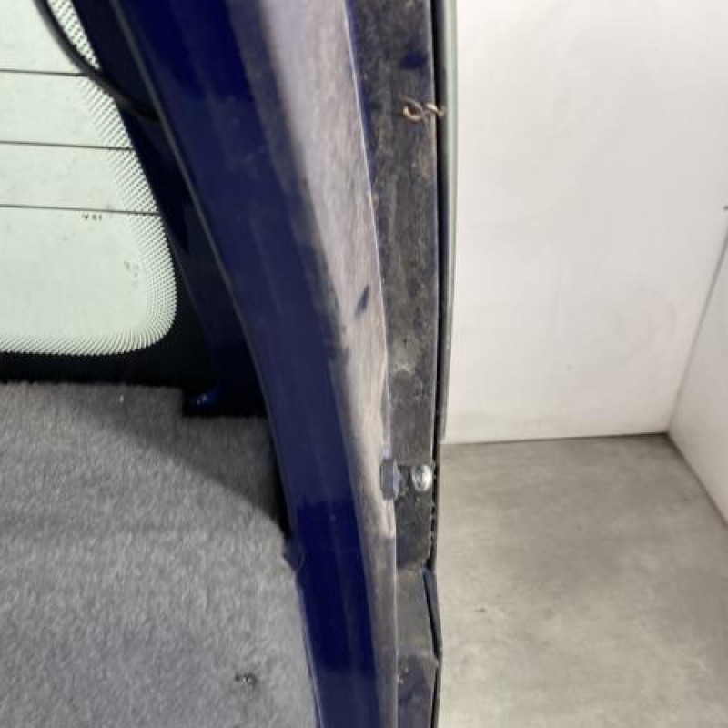 Malle/Hayon arriere PEUGEOT 806 Photo n°8