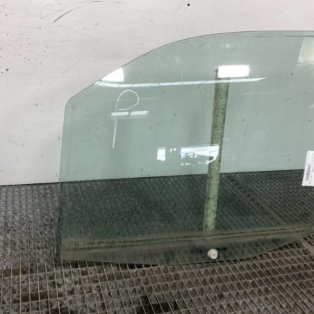 Vitre avant gauche PEUGEOT 806