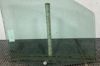 Vitre avant gauche PEUGEOT 806