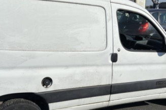 Serrure avant gauche CITROEN BERLINGO 1