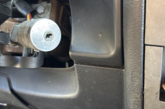 Serrure avant gauche CITROEN BERLINGO 1