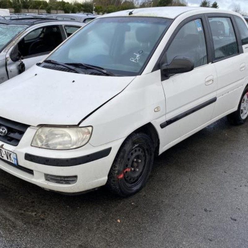 Feu arriere principal droit (feux) HYUNDAI MATRIX Photo n°4