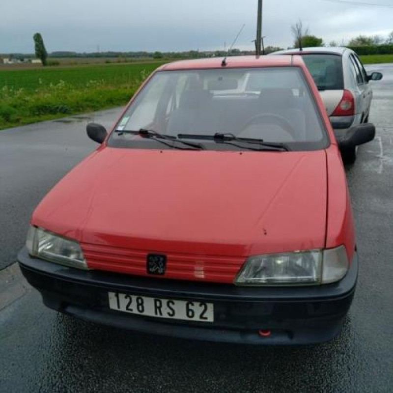 Feu arriere principal gauche (feux) PEUGEOT 106 Photo n°10