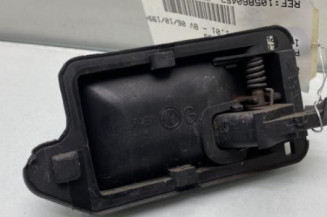 Poignee interieur avant gauche PEUGEOT 106